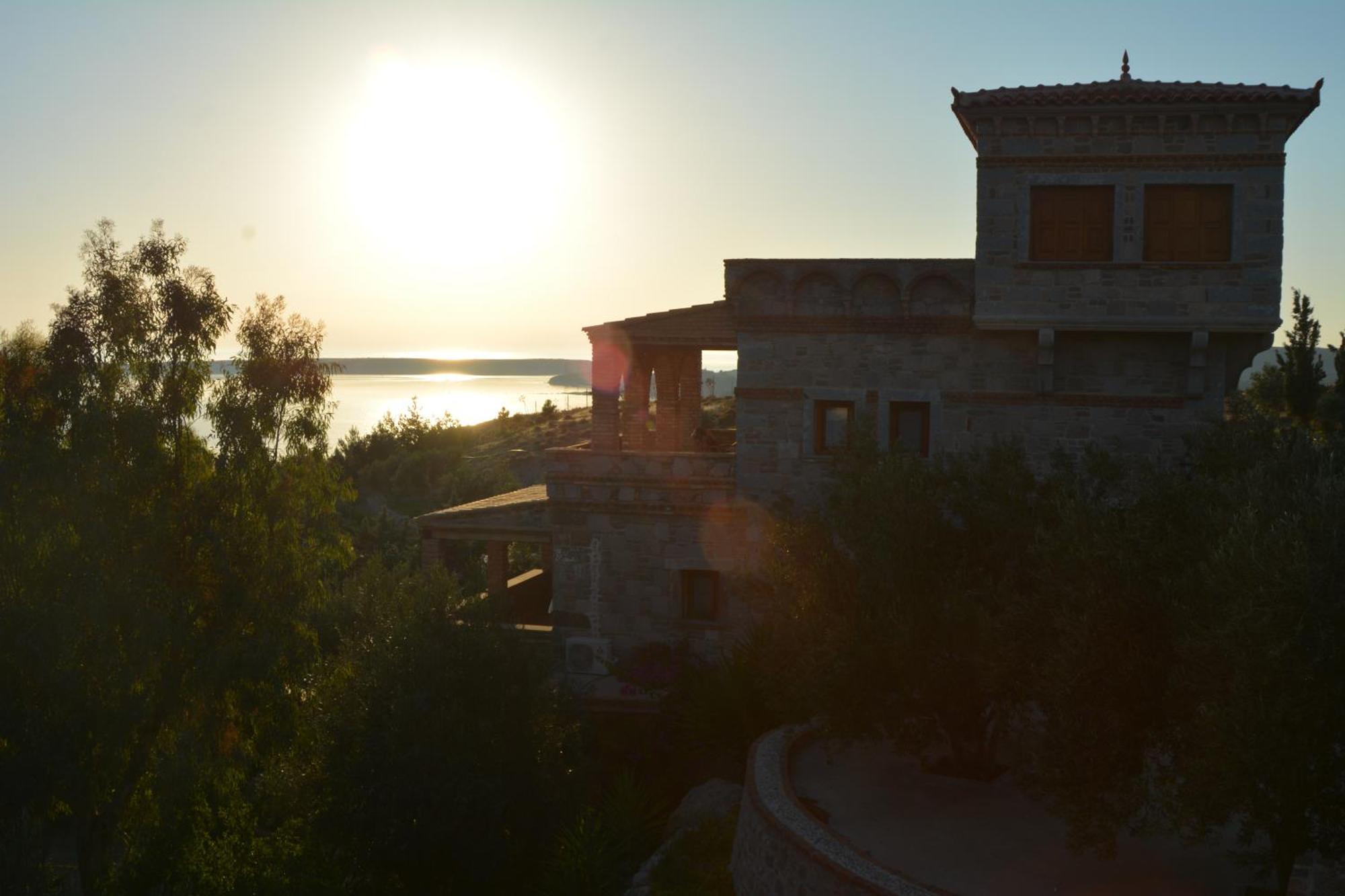 Lesvos Tower House Komninos Sigrion Ngoại thất bức ảnh