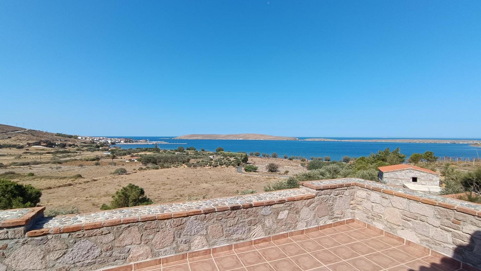 Lesvos Tower House Komninos Sigrion Ngoại thất bức ảnh